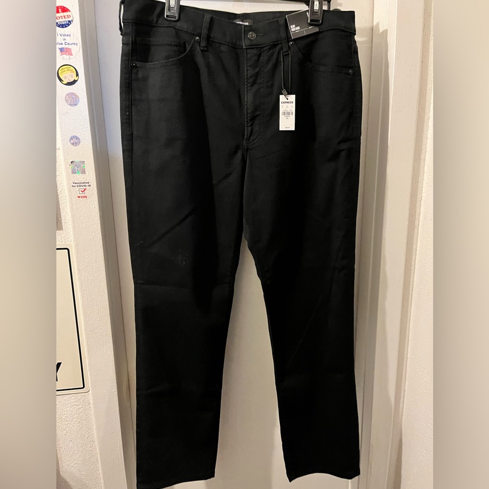 Express-size 14L- black NWT slim stretch denim high rise jeans.